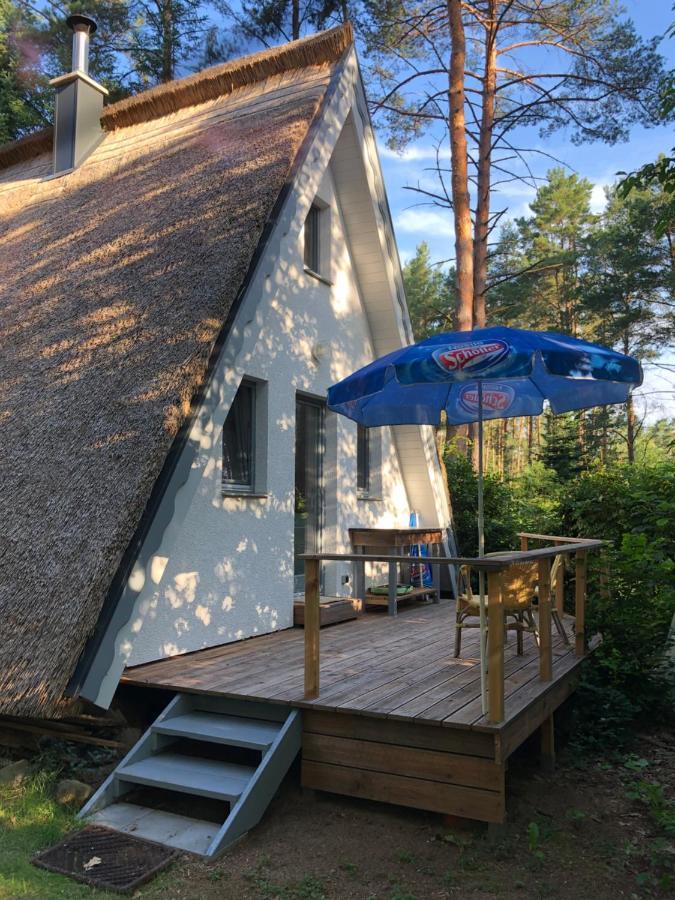 Ferienhaus Reetdach 1300Qm Privatgrundstueck Bootssteg Sauna Templin Luebbesee Uckermark Erholung Pur Seenplatte Petersdorf  Екстер'єр фото