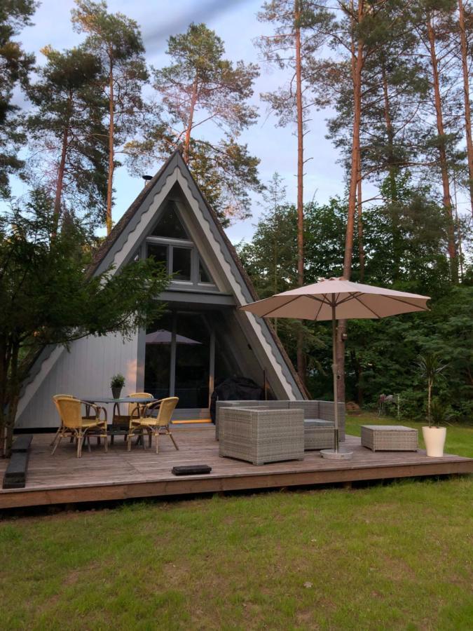 Ferienhaus Reetdach 1300Qm Privatgrundstueck Bootssteg Sauna Templin Luebbesee Uckermark Erholung Pur Seenplatte Petersdorf  Екстер'єр фото